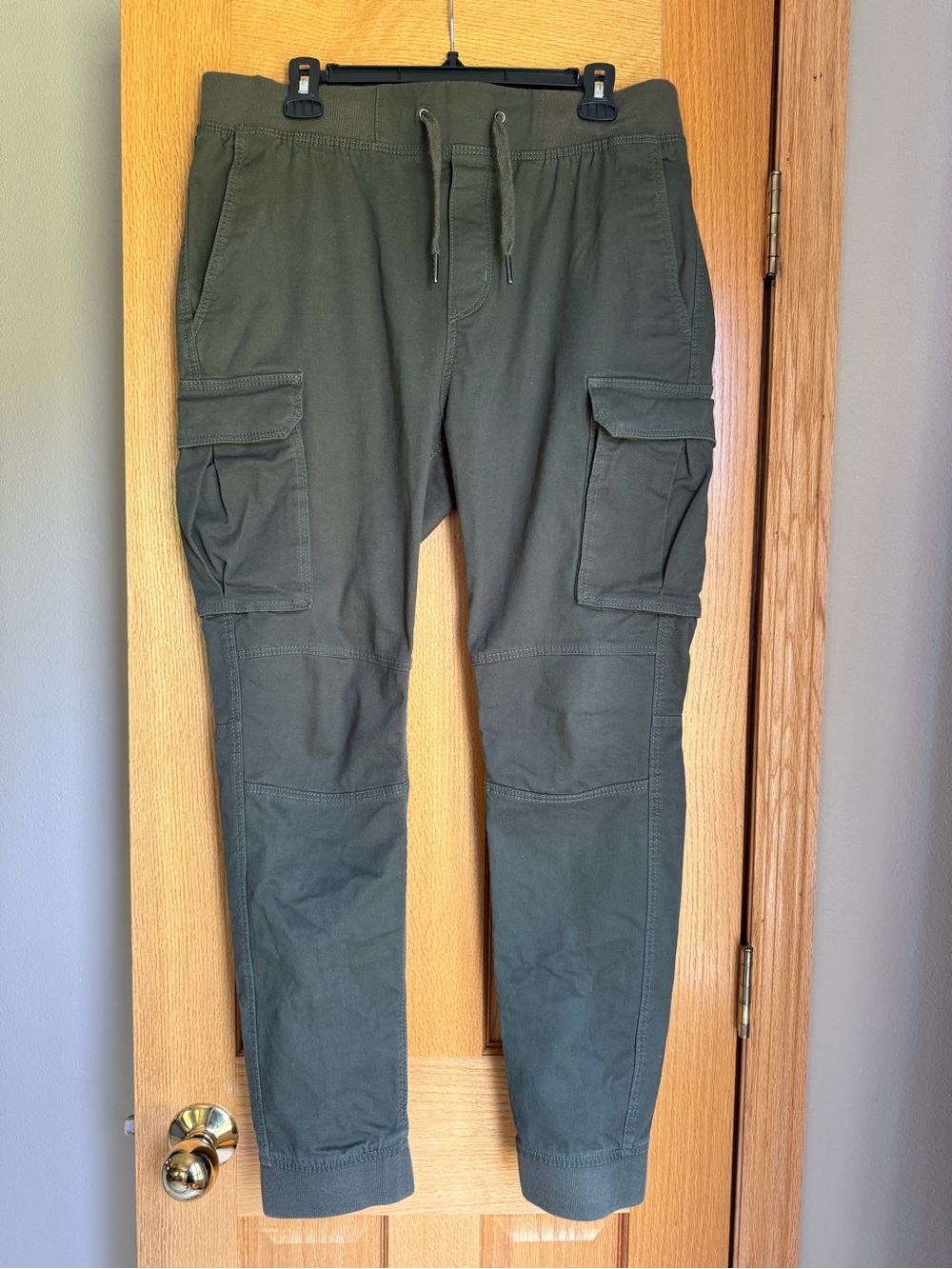 H&M Mens M Skinny Fit Cargo Joggers Khaki Olive Green Drawstring Utility Pants